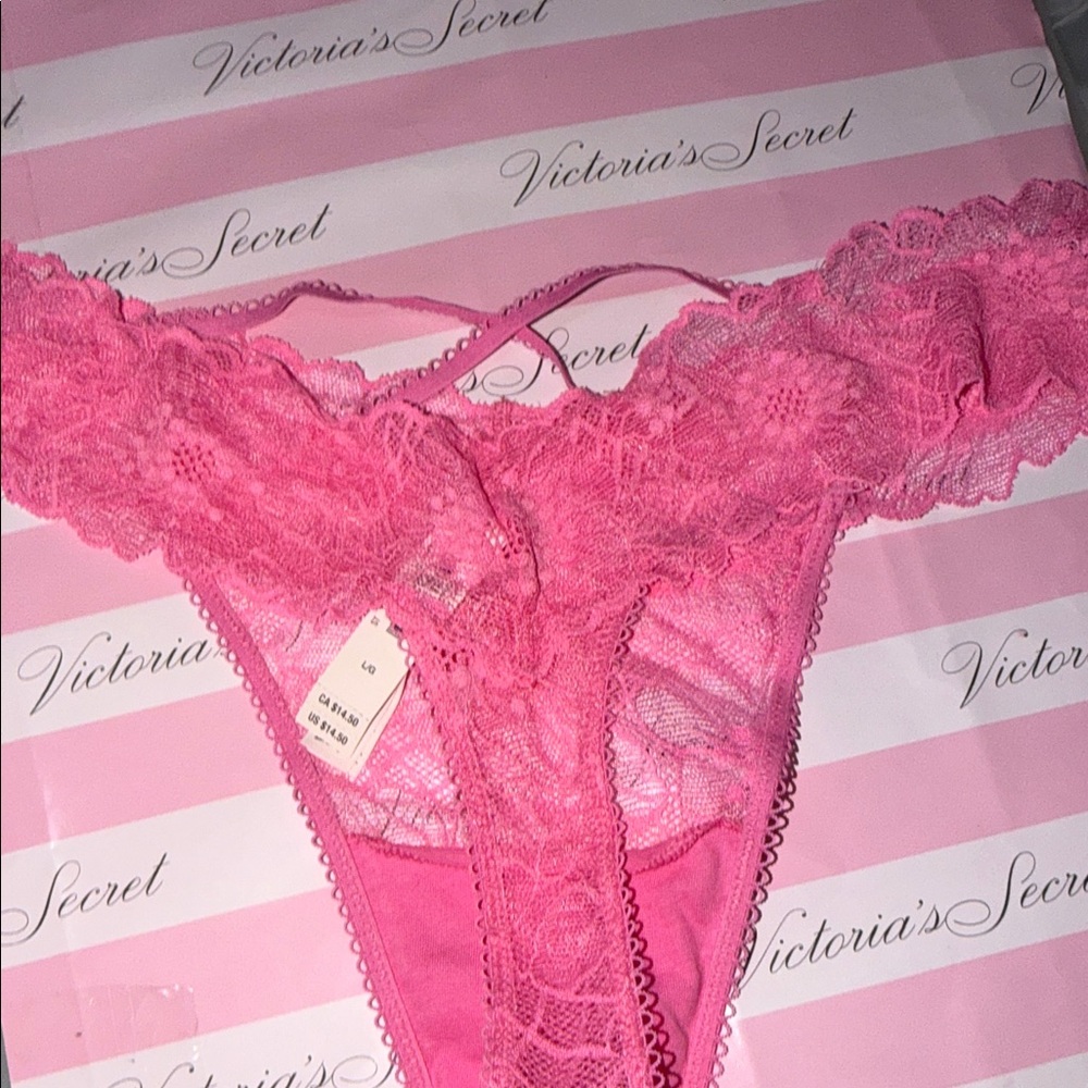 🎀Victoria's Secret Pink Lace thong - Picture 7 of 8